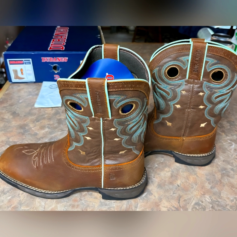 Ladies Durango Tan and Blue Western Boots